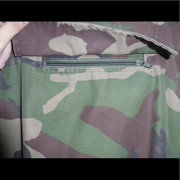 Oversized Army Sweater - Picture 1 of 9